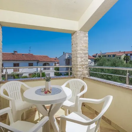 Lorena Apartment