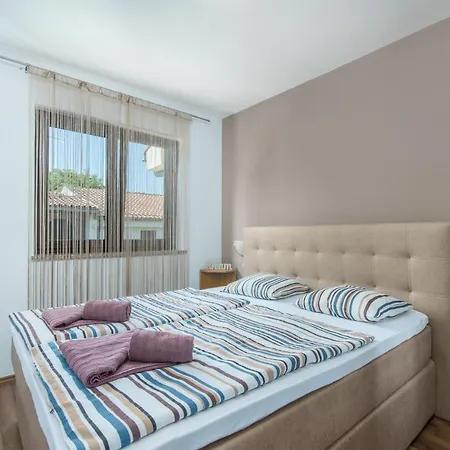 Lorena Apartment